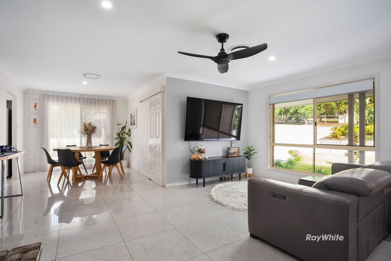 Photo - 14 Nautilus Close, Karalee QLD 4306 - Image 10