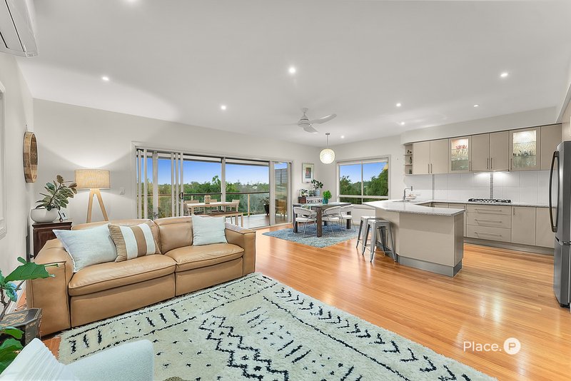 Photo - 14 Newman Street, Gaythorne QLD 4051 - Image 4