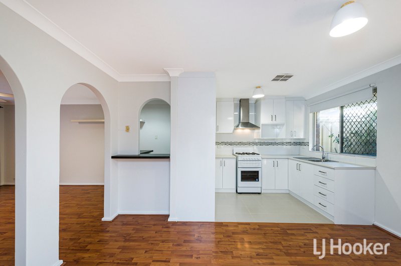 Photo - 14 Newton Court, Armadale WA 6112 - Image 7