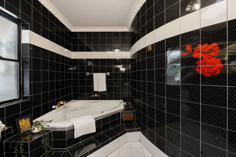 Photo - 14 Newton Road, Strathfield NSW 2135 - Image 17