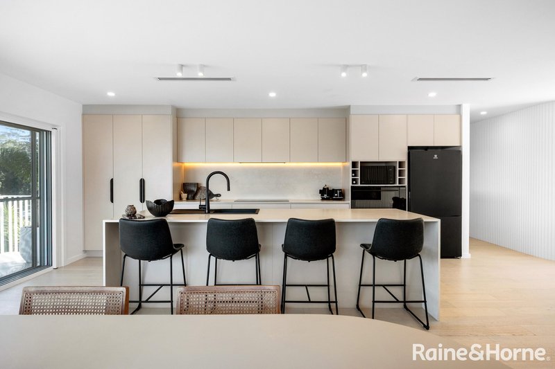 Photo - 14 Niblick Avenue, Mollymook Beach NSW 2539 - Image 10