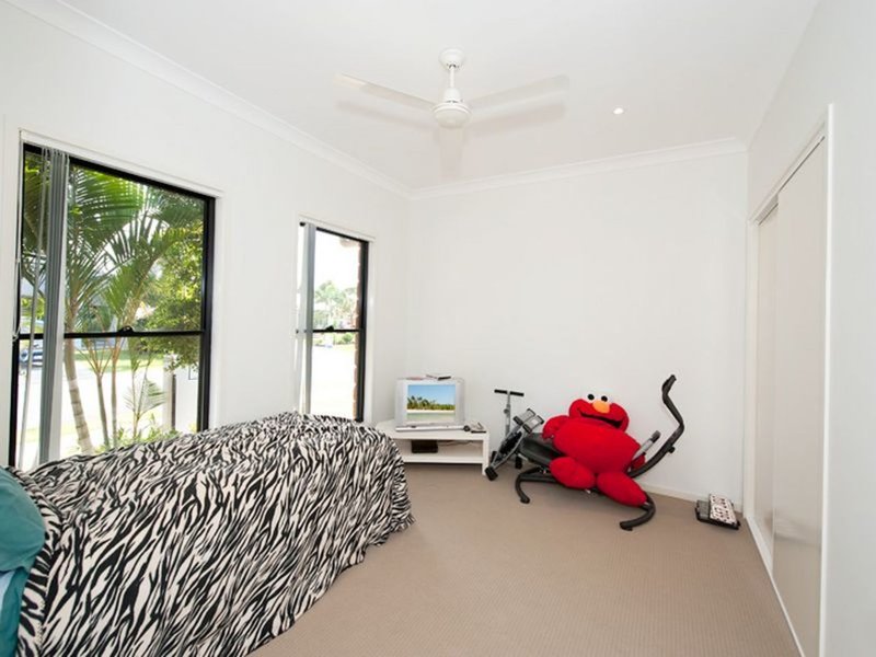 Photo - 14 Ningaui Crescent, North Lakes QLD 4509 - Image 9