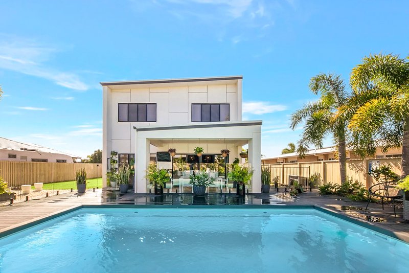 Photo - 14 Norfolk Drive, Hidden Valley QLD 4703 - Image 2