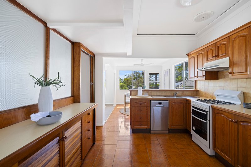Photo - 14 Normandy Road, Allambie Heights NSW 2100 - Image 4