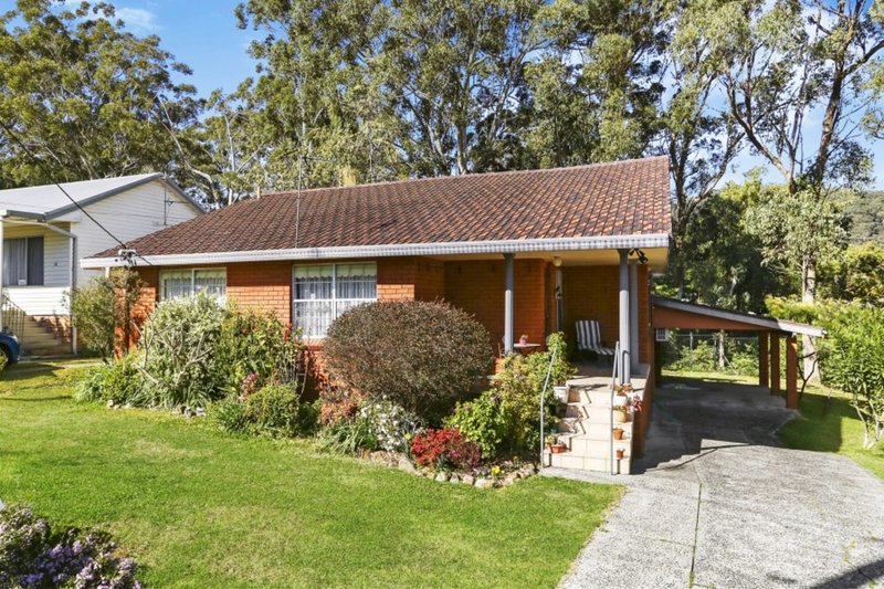 Photo - 14 North Crescent, North Gosford NSW 2250 - Image 1