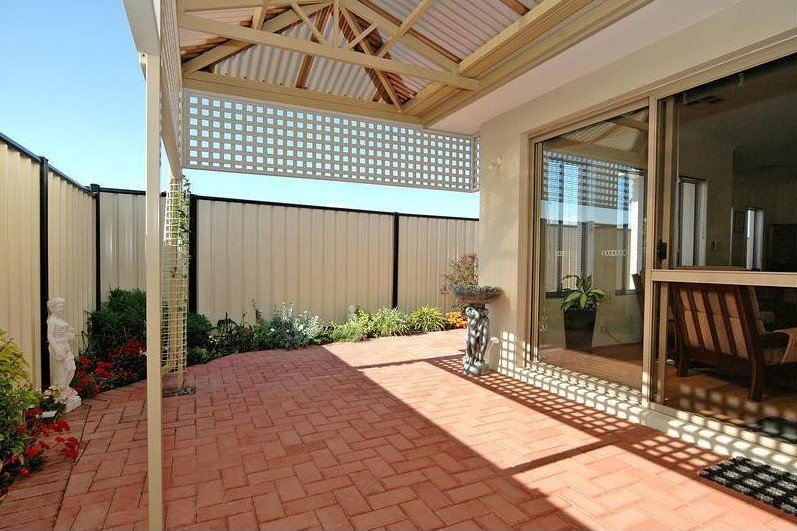 Photo - 14 Northcliffe Avenue, Clarkson WA 6030 - Image 14