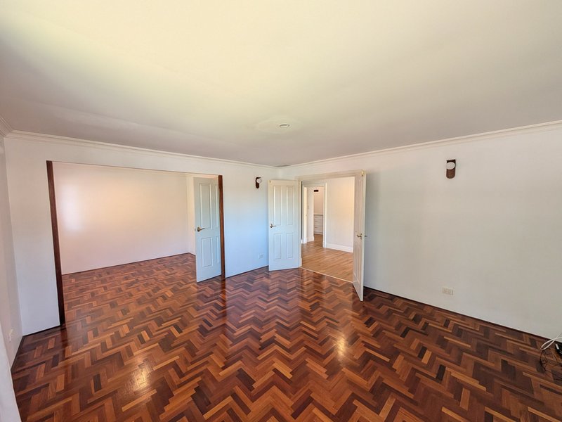 Photo - 14 Northridge Drive, Ballajura WA 6066 - Image 4