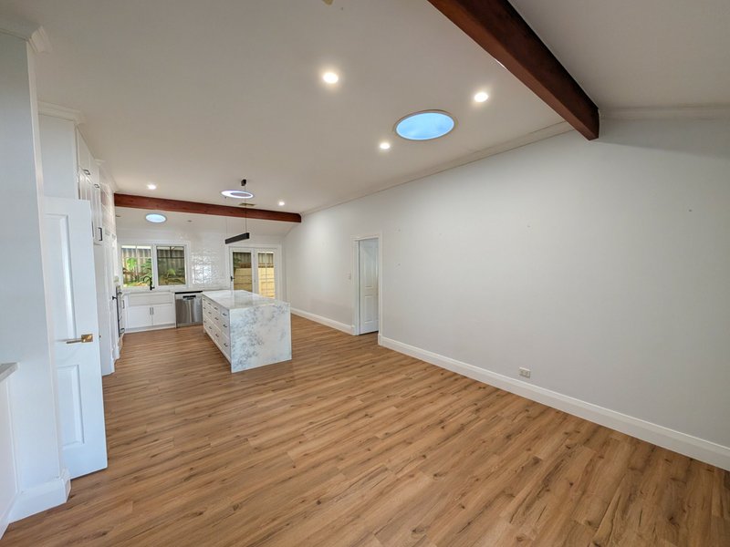 Photo - 14 Northridge Drive, Ballajura WA 6066 - Image 7