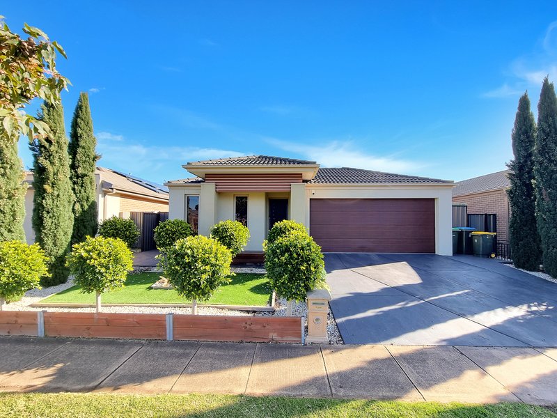 14 Nossal Drive, Point Cook VIC 3030