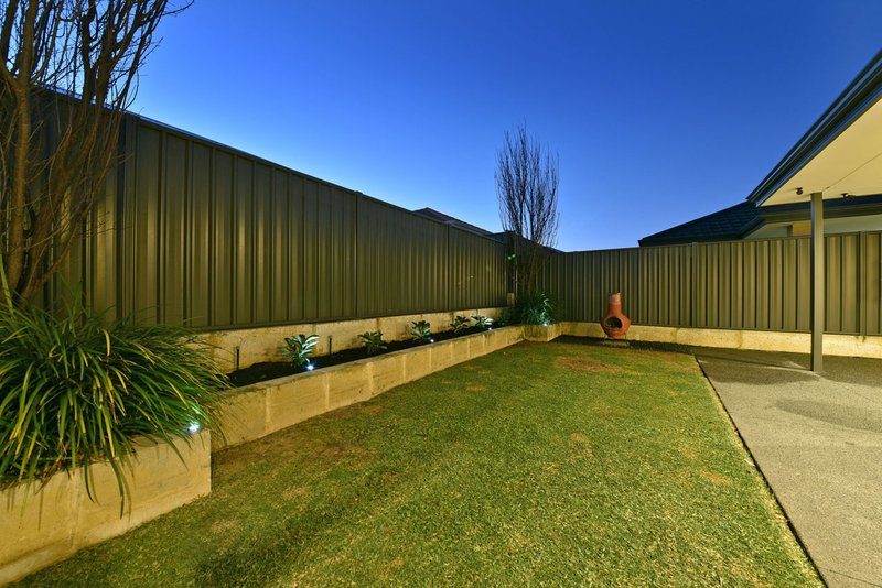 Photo - 14 Nutcote Road, Banksia Grove WA 6031 - Image 26