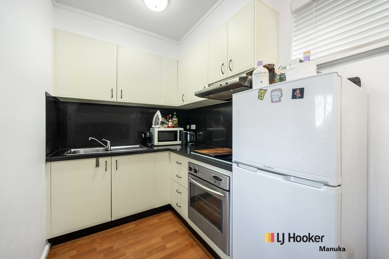 Photo - 1/4 Nuyts Street, Red Hill ACT 2603 - Image 8