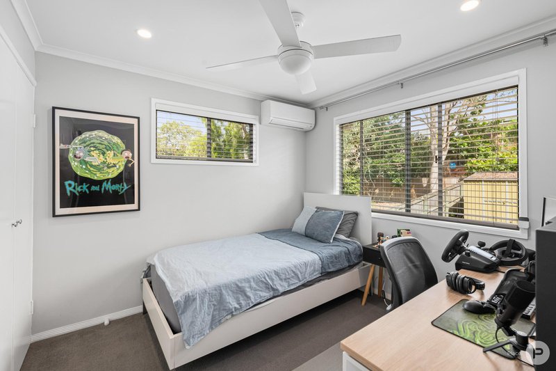 Photo - 14 Nyora Street, Everton Hills QLD 4053 - Image 12