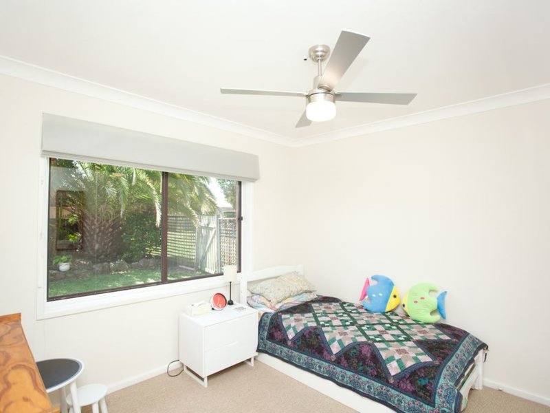 Photo - 14 Oceanic Place, Old Bar NSW 2430 - Image 13