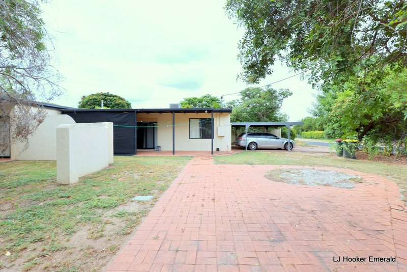 Photo - 14 Old Airport Dr , Emerald QLD 4720 - Image 2