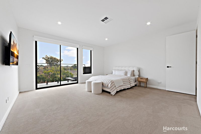 Photo - 14 Olympus Drive, Templestowe Lower VIC 3107 - Image 9