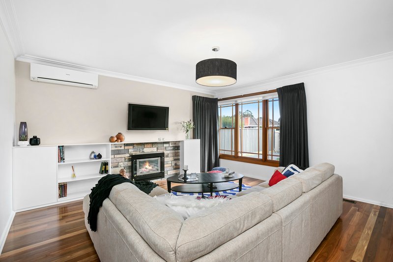 Photo - 14 Opal Court, Bentleigh East VIC 3165 - Image 4