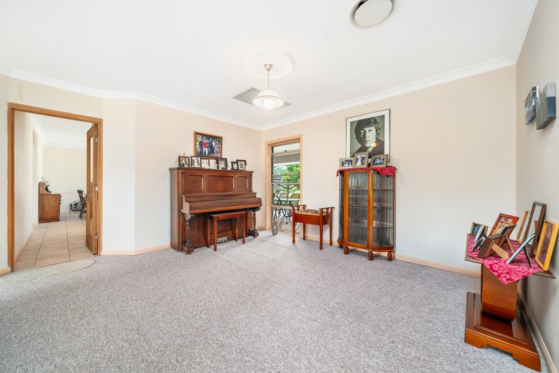 Photo - 14 Orla Court, Murrumba Downs QLD 4503 - Image 5