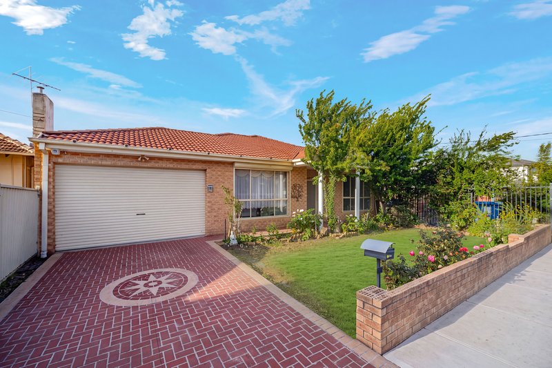 Photo - 14 Ortolan Avenue, Broadmeadows VIC 3047 - Image 1