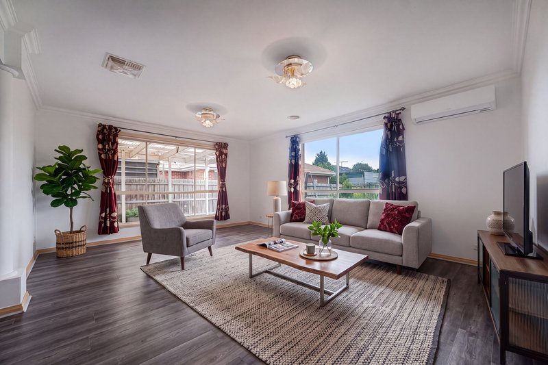 Photo - 14 Ortolan Avenue, Broadmeadows VIC 3047 - Image 10