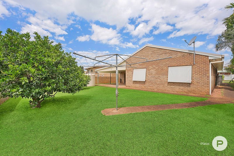 Photo - 14 Overlea Street, Nudgee QLD 4014 - Image 12