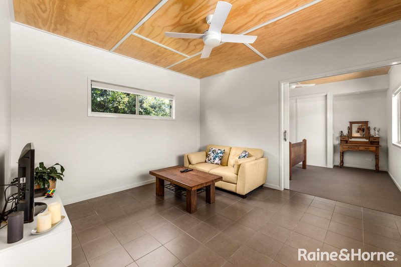 Photo - 14 Overton Way, Kin Kin QLD 4571 - Image 15