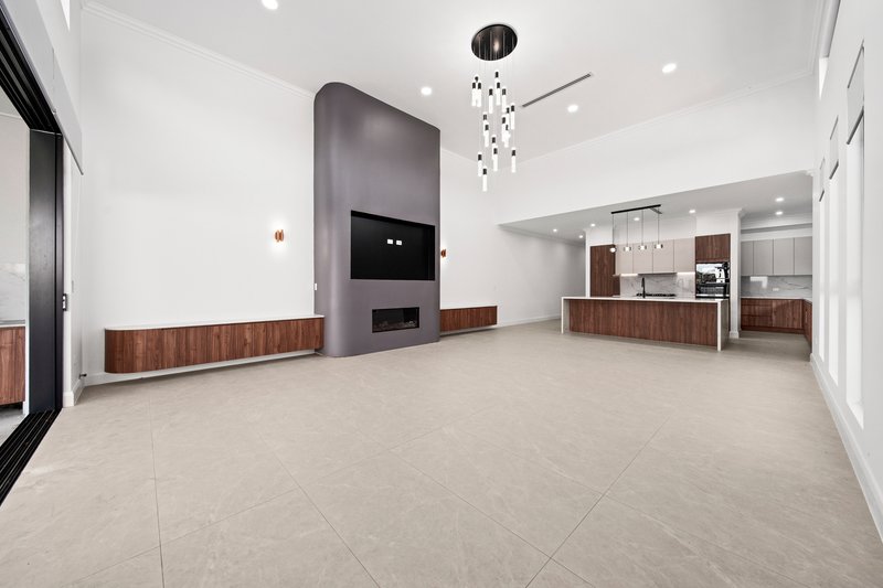 Photo - 14 Oxford Street, Smithfield NSW 2164 - Image 3