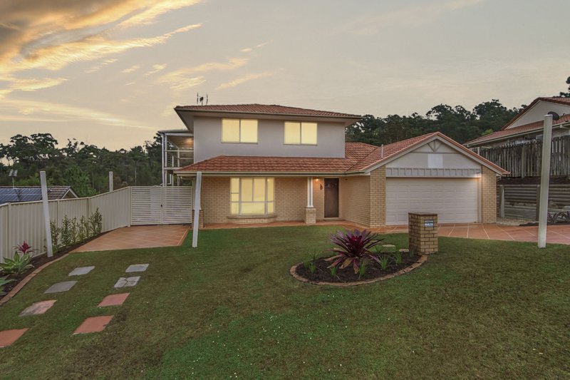 14 Pago Terrace, Pacific Pines QLD 4211