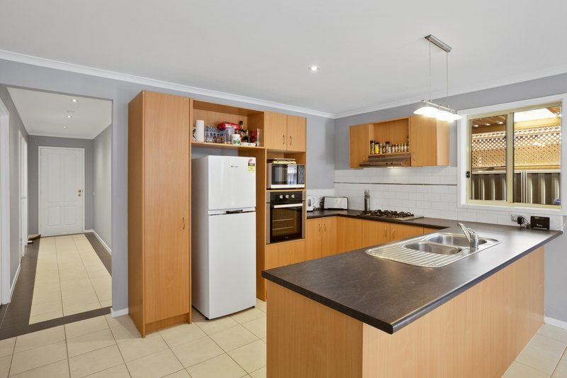 Photo - 14 Pandelis Boulevard, Tarneit VIC 3029 - Image 4