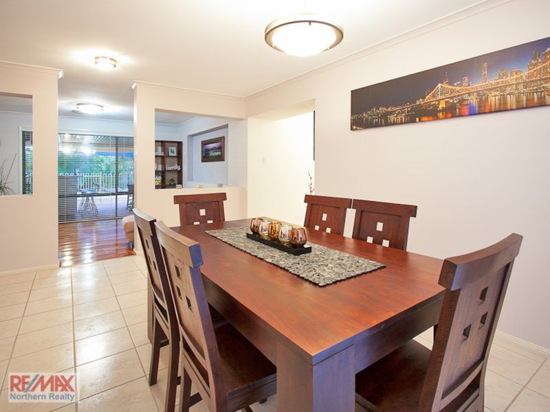 Photo - 14 Pardalote Place, Cashmere QLD 4500 - Image 6