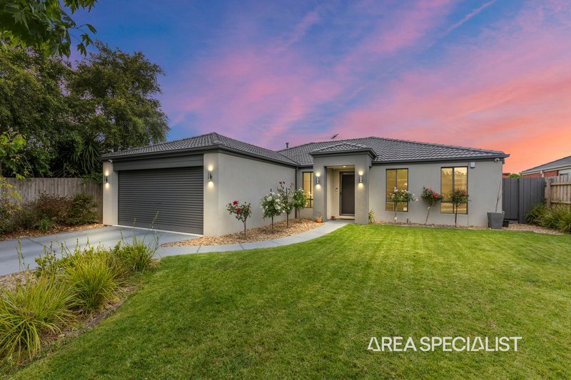 Photo - 14 Park Boulevard, Pakenham VIC 3810 - Image 2