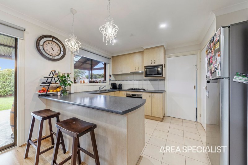 Photo - 14 Park Boulevard, Pakenham VIC 3810 - Image 4