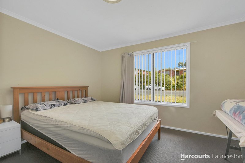 Photo - 1/4 Parklands Parade, Newnham TAS 7248 - Image 6