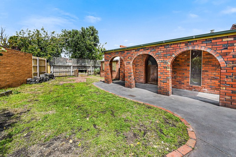 Photo - 14 Parkmore Road, Keysborough VIC 3173 - Image 15