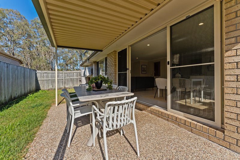 Photo - 14 Parkvista Lane, Eagleby QLD 4207 - Image 9