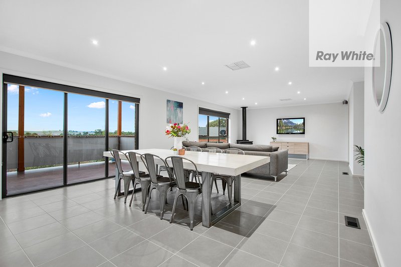 Photo - 14 Parkwood Road, Mernda VIC 3754 - Image 3