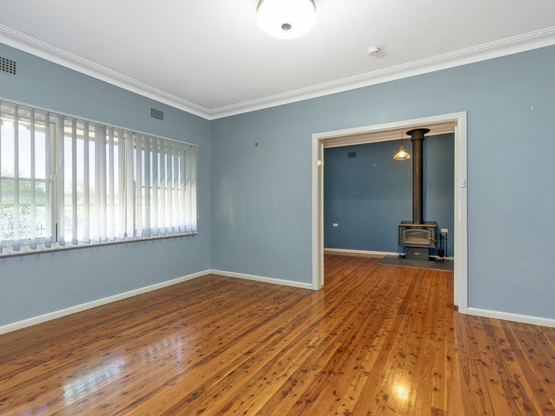 Photo - 14 Parry Street, West Tamworth NSW 2340 - Image 4