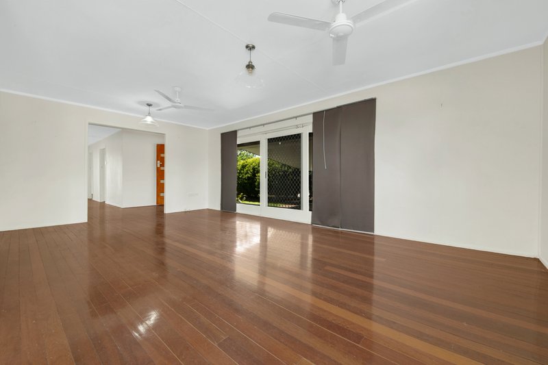 Photo - 14 Paterson Street, West Gladstone QLD 4680 - Image 6