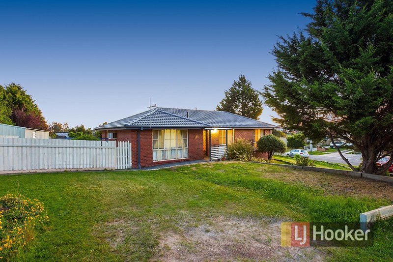 14 Pauline Court, Hampton Park VIC 3976