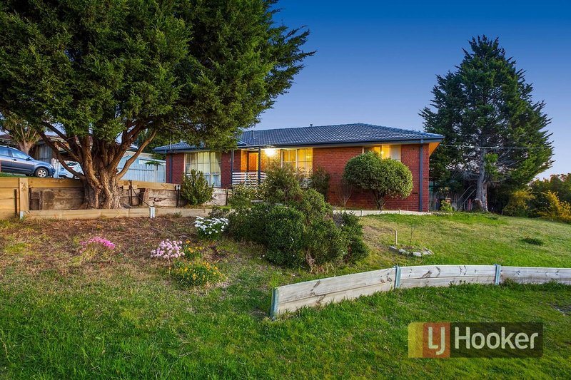 Photo - 14 Pauline Court, Hampton Park VIC 3976 - Image 12