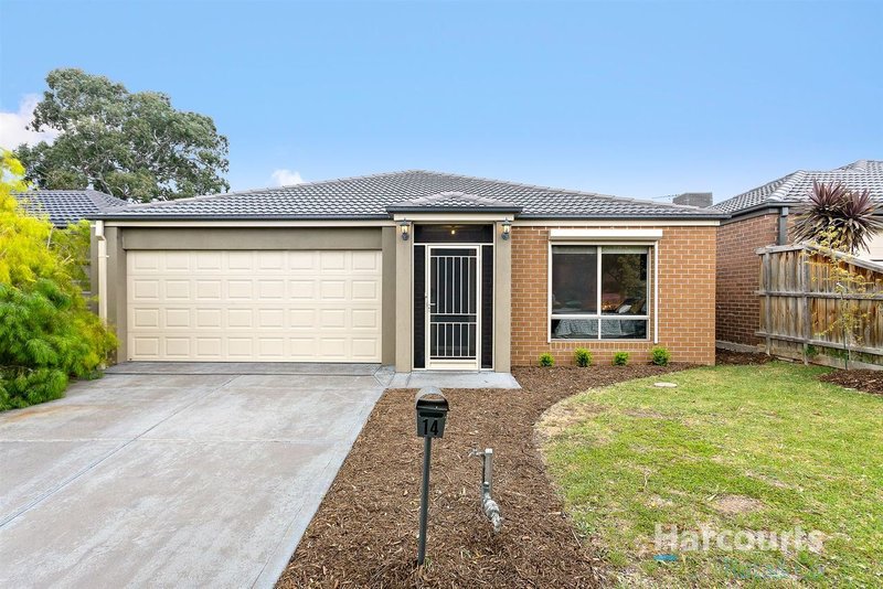 14 Peak Crescent, Doreen VIC 3754