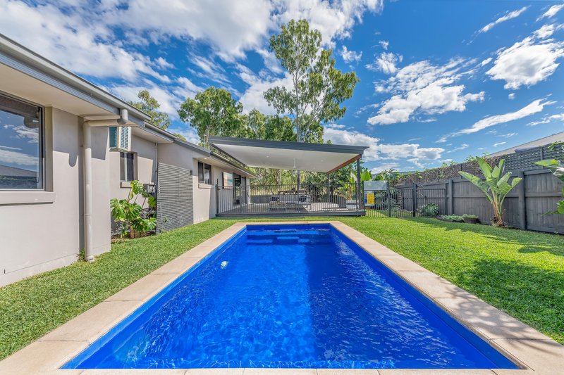 Photo - 14 Pearl Street, Cannonvale QLD 4802 - Image 2