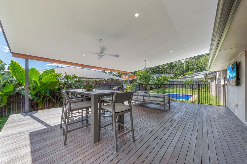 Photo - 14 Pearl Street, Cannonvale QLD 4802 - Image 3