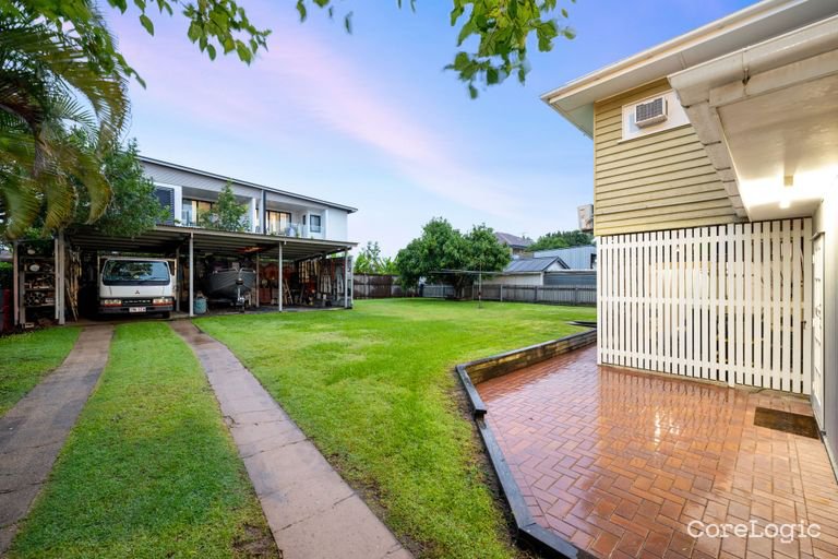 Photo - 14 Pembroke Street, Carina QLD 4152 - Image 4