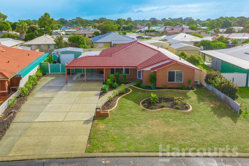 Photo - 14 Pentland Crescent, Dudley Park WA 6210 - Image 2