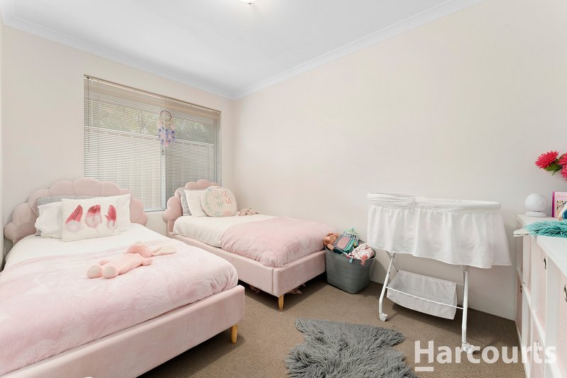 Photo - 14 Pentland Crescent, Dudley Park WA 6210 - Image 13