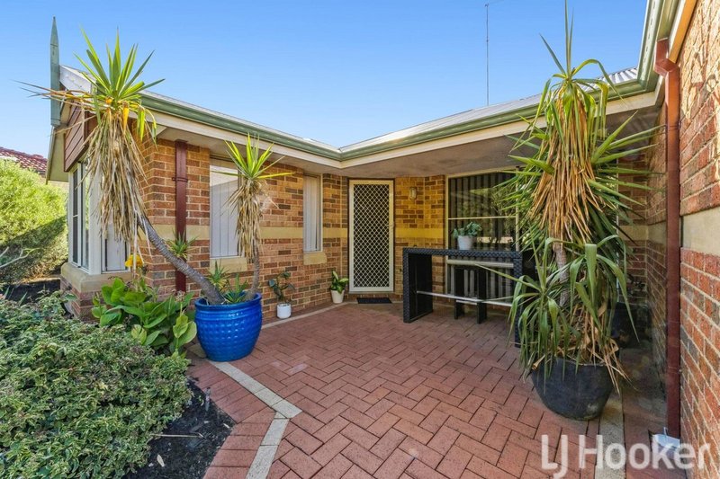 Photo - 14 Peron Place, San Remo WA 6210 - Image 4