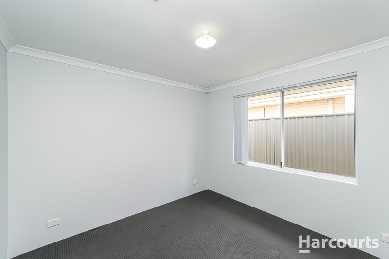 Photo - 14 Petal Street, Banksia Grove WA 6031 - Image 14