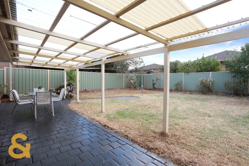 Photo - 14 Peterlee Court, Craigieburn VIC 3064 - Image 10