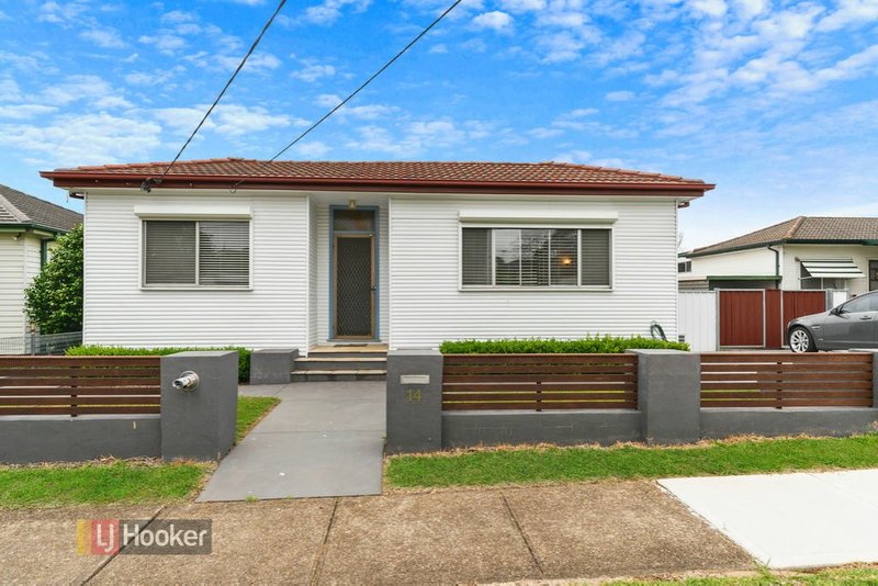 14 Picasso Crescent, Old Toongabbie NSW 2146