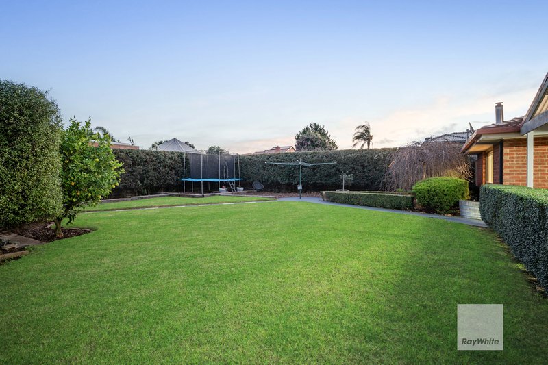 Photo - 14 Piccadilly Court, Greenvale VIC 3059 - Image 2
